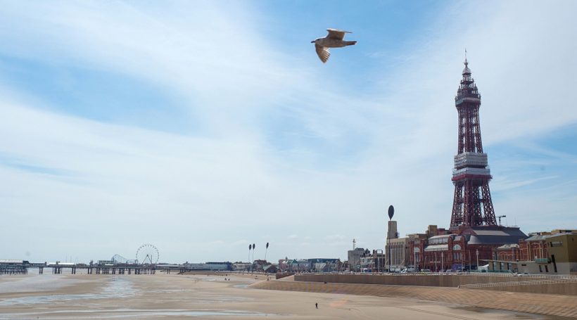 Blackpool minibus tour, Lake District group trip, London to Blackpool minibus, private tour Lake District, UK countryside tours, Blackpool beach trip, Lake District transport service, group travel to Blackpool, minibus hire to Lake District